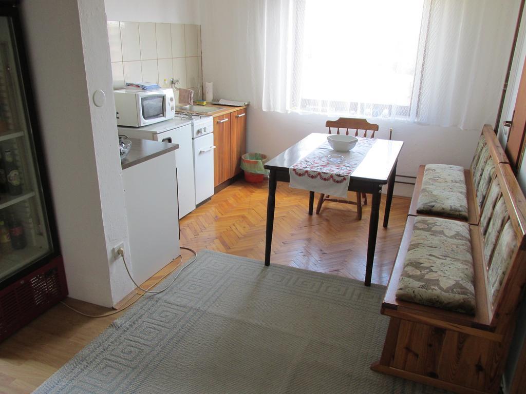 Country House Roman Ντόμποϊ Εξωτερικό φωτογραφία